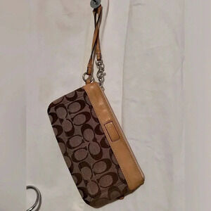 COACH Vintage Y2K Signature Pouch Beige A-0228 Mini Purse Wristlet